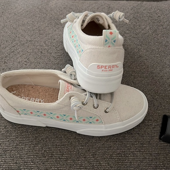NWOT Sperry top sider with memory form size 7 - Picture 3 of 9